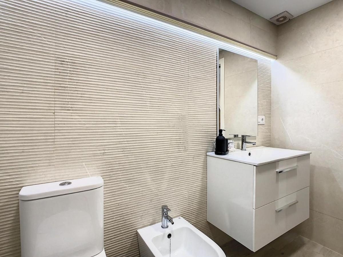 Apartcity Triana Sewilla Zewnętrze zdjęcie
