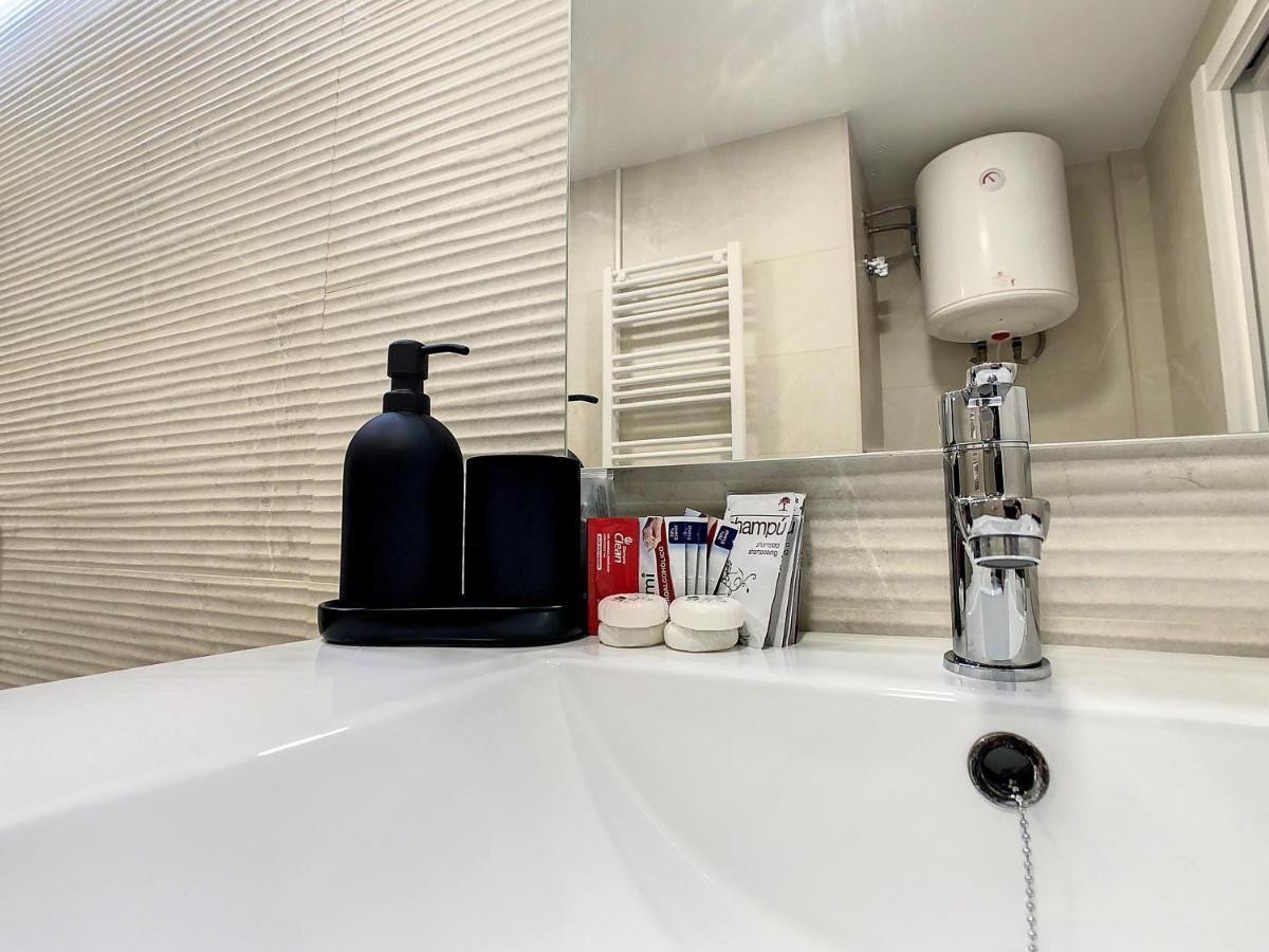 Apartcity Triana Sewilla Zewnętrze zdjęcie
